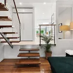 Stunning 3 Bedroom Terrace House In Vibrant Area